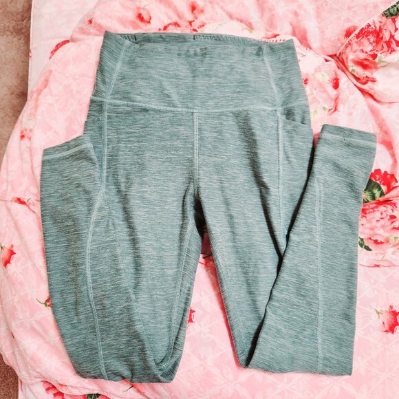 Victoria's Secret High waist active leggings Size 2 short - Picture 1 of 4